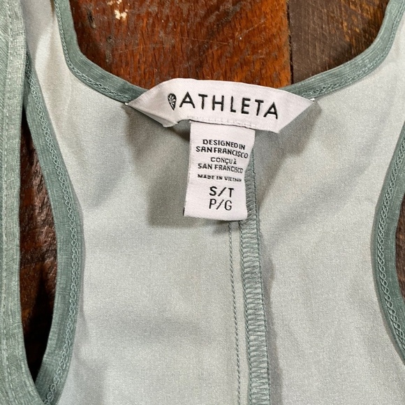 Athleta Presidio Dress Green Washed Racerback Lightweight Flowy Active Dress S - Picture 9 of 9